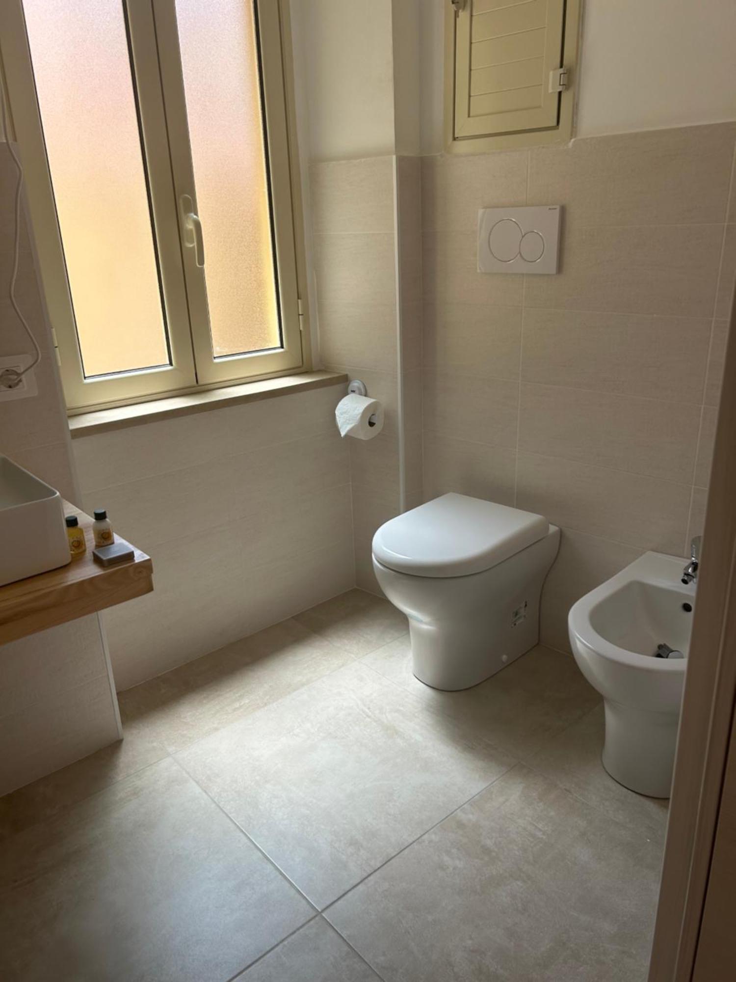Il Marchesino B&B Pizzo  Ruang foto